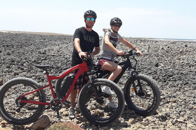 Fat Electric Bike Advanced Tour 5 Hours In Fuerteventura From Lanzarote - Common Questions