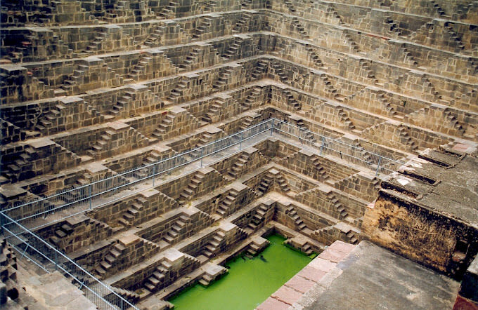 Fatehpur Sikri and Stepwell Tour from Agra to Jaipur - What the price gets you, and what it does not