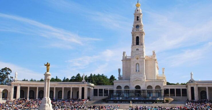 Fátima and Óbidos Full-Day Private Tour From Lisbon - Activity Details