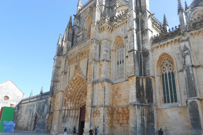 Fatima, Batalha, Nazare and Obidos Tour From Lisbon - Tour Overview