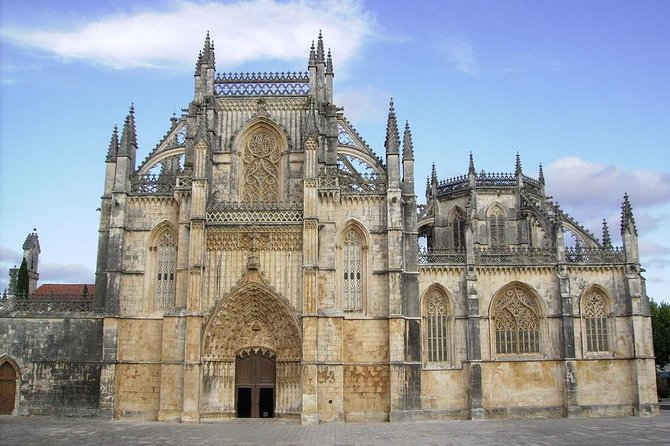 Fátima Full Day Trip From Lisbon in Private Vehicle - Benefits of a Private Tour