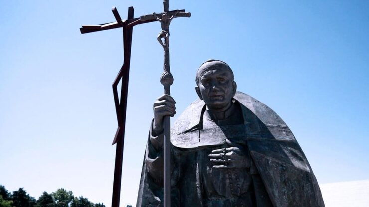 Fátima, Nazaré and Óbidos, Full Day, From Lisbon - Fatima Sanctuary and Attractions