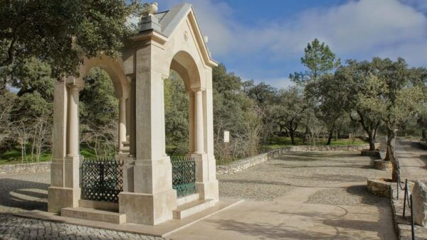 Fátima, Nazaré and Óbidos, Full Day, From Lisbon - Concluding Experiences and Information