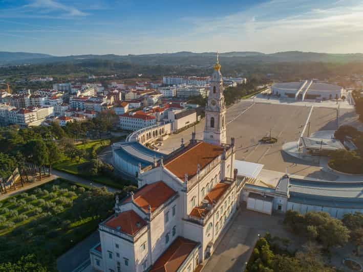 Fátima, Nazaré and Óbidos Private Tour - Good To Know