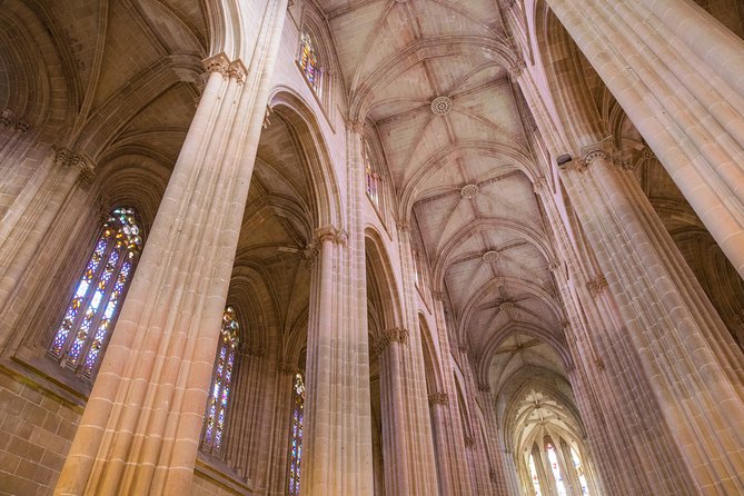 Fátima, Nazaré, and Óbidos Small-Group Day Trip From Lisbon - Tour Highlights and Itinerary