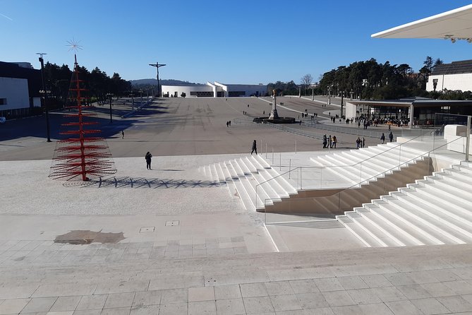 Fatima / Nazare / Obidos Tour - Historical Sites