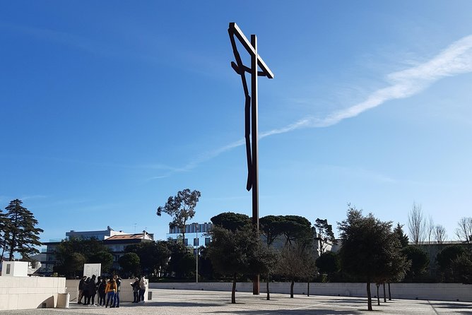 Fatima / Nazare / Obidos Tour - Cultural Experiences
