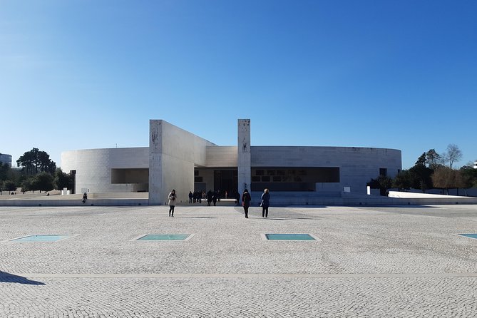 Fatima / Nazare / Obidos Tour - Transportation Details