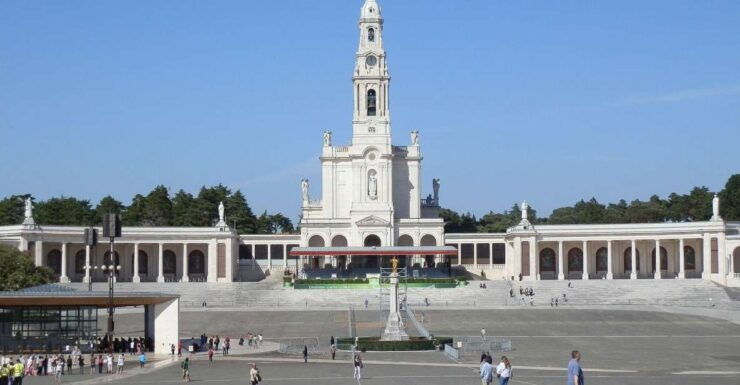 Fátima Private Walking Tour - Experience Highlights