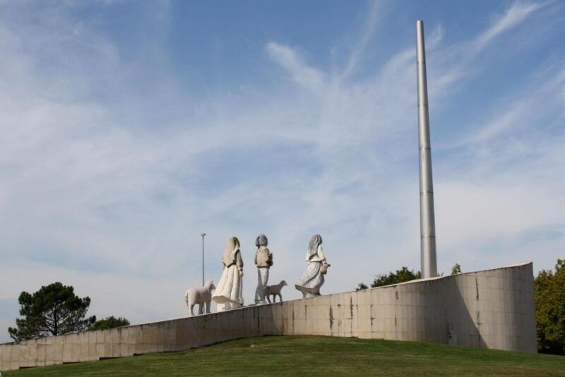 Fatima Sanctuary and Pastorinhos Village Day Trip From Porto - Discover Fatimas History