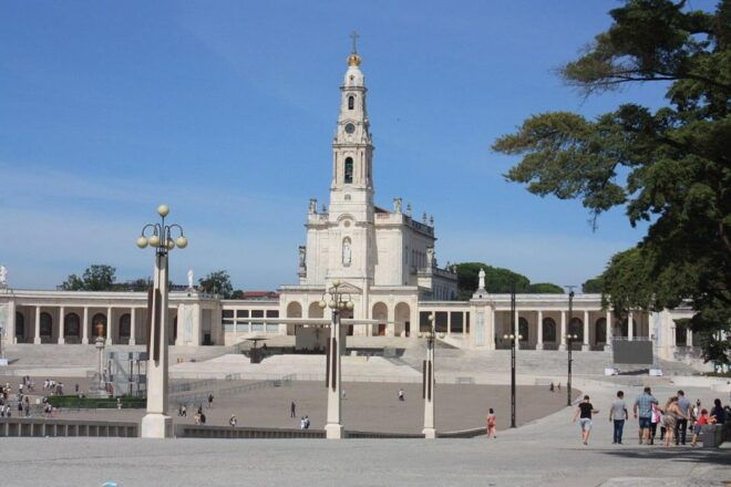 Fatima Sanctuary & Beyond: Full-Day Tour - Full Description