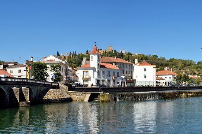 Fatima, Tomar and Convent of Christ on comfortable minivan - Good To Know