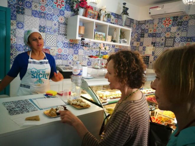 Favara: Guided Walking Tour With Cannolo and Sicilian Lunch - Duration and Languages