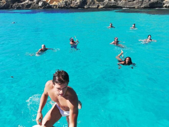 Favignana: Favignana & Levanzo Sightseeing Cruise With Lunch - Itinerary