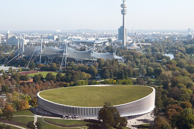 FC Bayern Munich Basketball, 3-Course Meal & Private Munich Tour - Gourmet 3-Course Meal