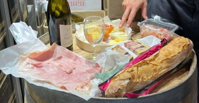 Feed the Mood: Local & Small-Group Food Tour of Versailles - Meet Your Guide