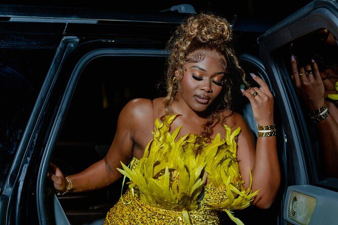 Feel Like a Star: Nighttime Paparazzi Flash Photoshoot - Good To Know