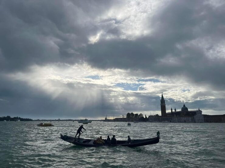 Feel Romantic Venice Without Kids for One Evening - Explore at Your Pace