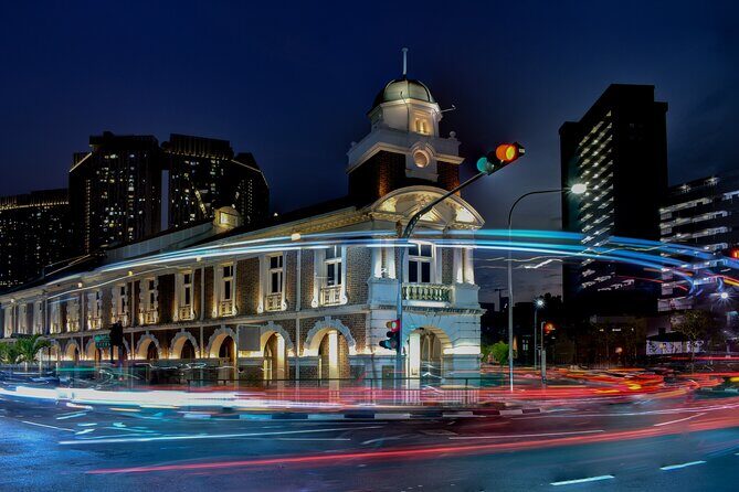 Feel the Heartbeat: A Singapore Chinatown Walking Tour - The Guides: Knowledgeable and Engaging