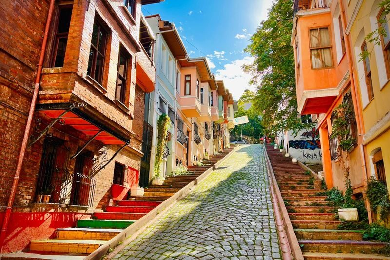 Fener, Balat, Old Greek and Jewish Quarter Tour in Istanbul - Why Fener and Balat Reward a Guided Walk