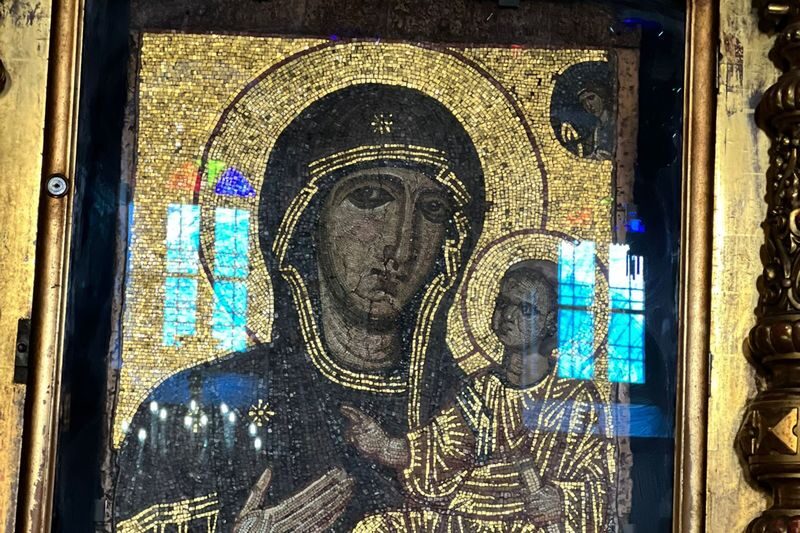 Fener, Balat, Old Greek and Jewish Quarter Tour in Istanbul - Saint George and Saint Stephen’s Churches