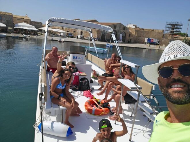 Ferragosto Tour From Avola/Marzamemi/Portopalo Di Capo Passero - Onboard Experience