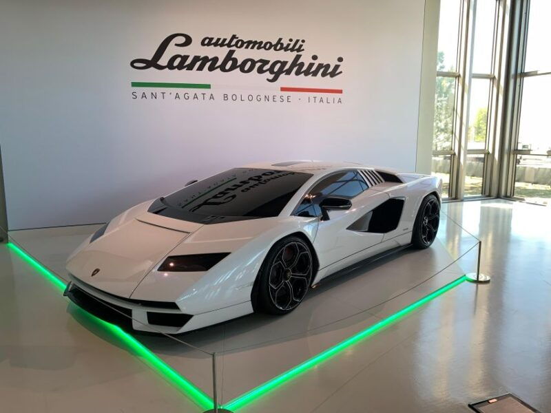 Ferrari Lamborghini Museums - Pagani Museum Factory - Lunch - Good To Know