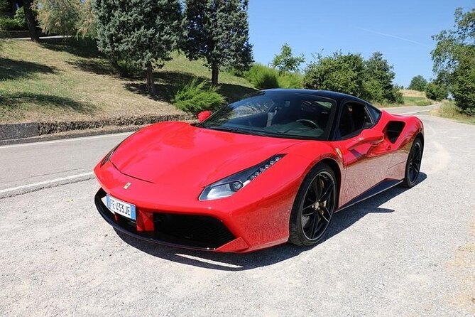 Ferrari Portofino - Test Drive in Maranello - Ferrari Museum Visit