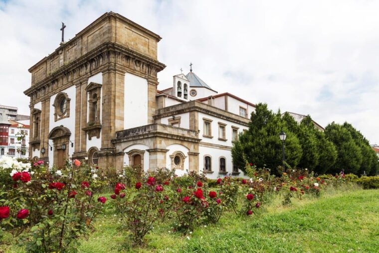 Ferrol: City Highlights Guided Walking Tour - Tour Features and Flexibility