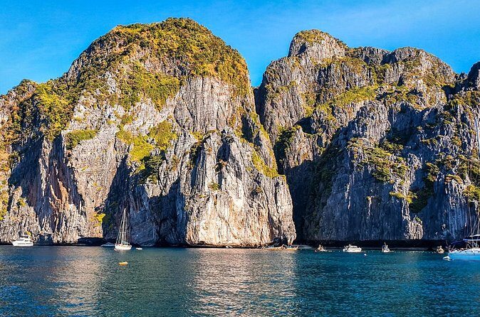 Ferry Tickets between Krabi Town and Koh Phi Phi - The Itinerary in Detail