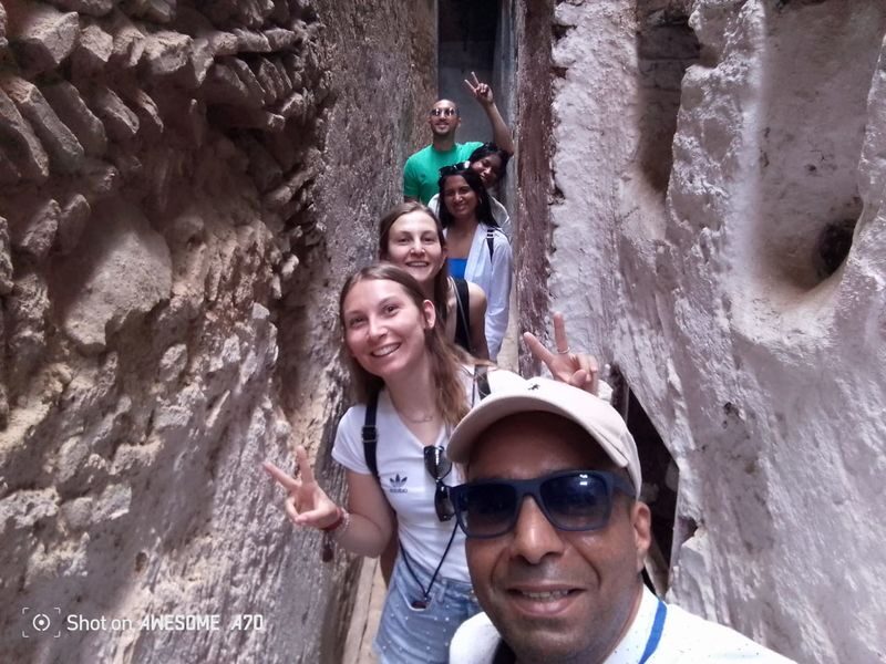 Fes Al Attarine Madrasa & Chouara Tanneries Half-Day Guided Tour - The guide makes the difference