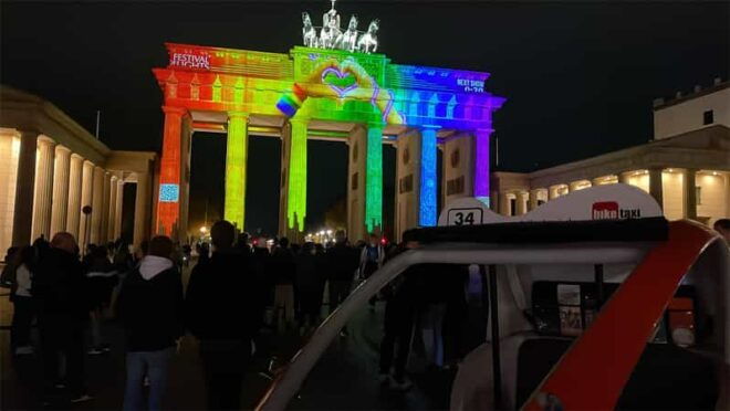 Festival of Lights - Rikschakalaka Cruise - Booking Information