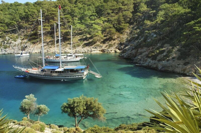 Fethiye: 12 Islands Boat Tour With Lunch and Hotel Pickup - Good To Know