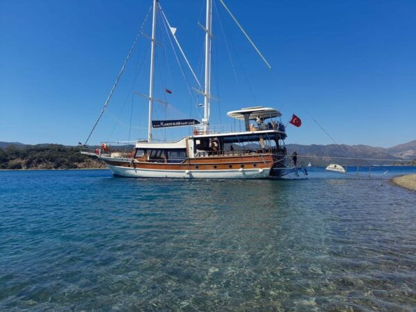 Fethiye: Islands Boat Trip With Lunch and Hotel Transfer - What to Bring
