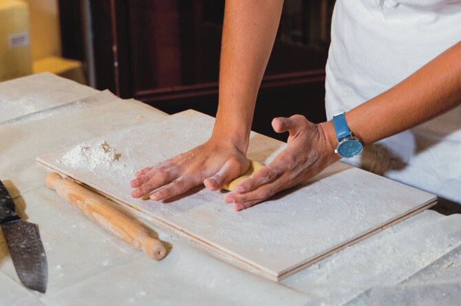 Fettuccine Ravioli and Tiramisu Masterclass in Rome - Crafting Ravioli With Experts