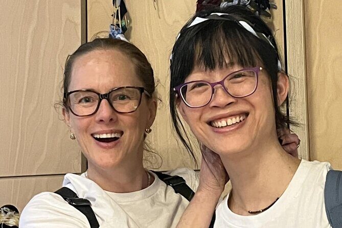 Fiber Arts Field Trip NYC Museum Lunch Embroidery Project - Who Is This Tour Best For?