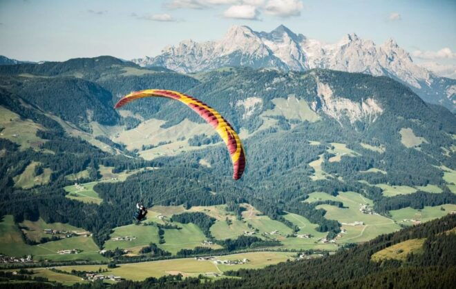 Fieberbrunn: Paragliding - Instructor
