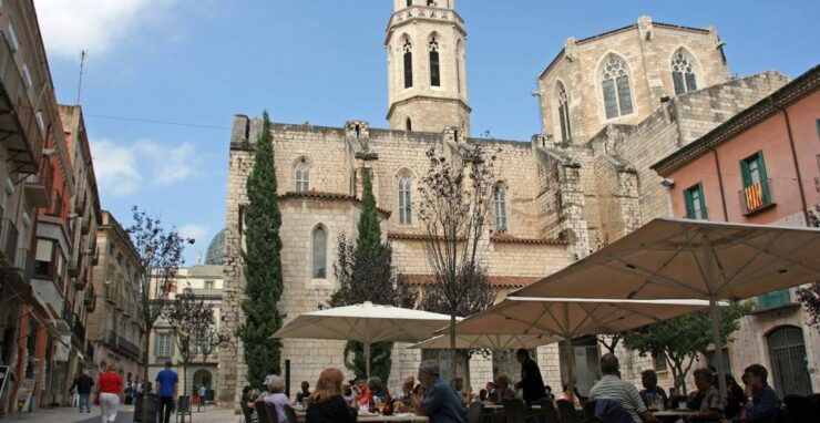 Figueres: City Walking Tour & Dali Museum - Activity Overview