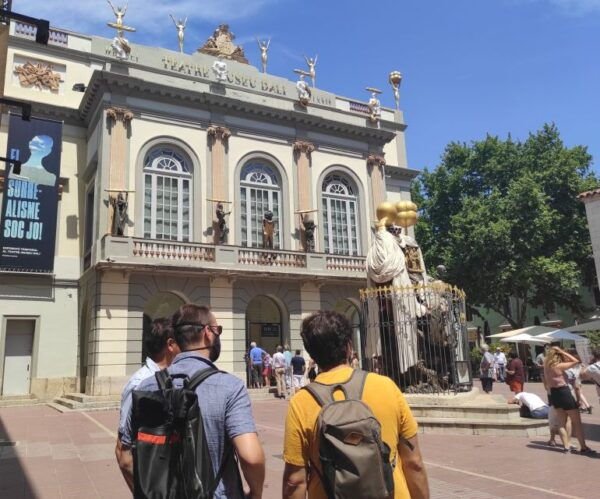 Figueres: City Walking Tour & Dali Museum - Additional Information