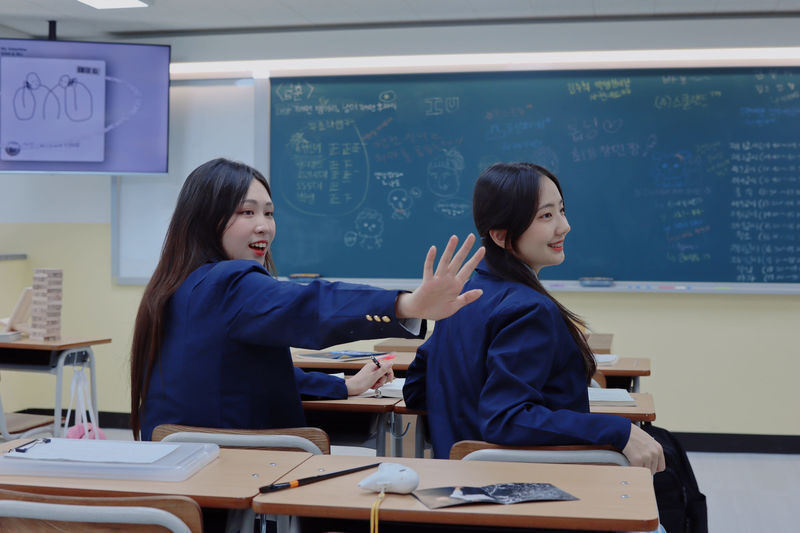 Film Your YouTube & TikTok in a Real Korean Classroom Studio - Seoul - Who will get the most from Schoolland?