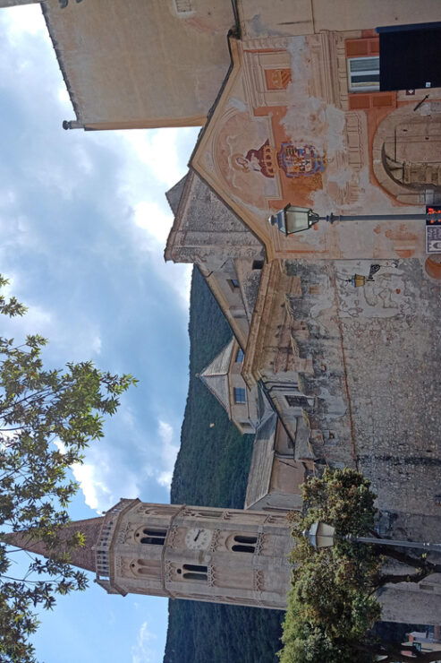 Finalborgo: Walking Tour With a Local Guide - Good To Know