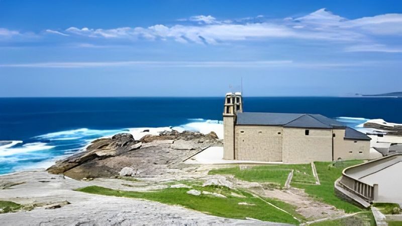 Finisterre and Costa da Morte day tour from Santiago de Compostela - A full day beyond Santiago