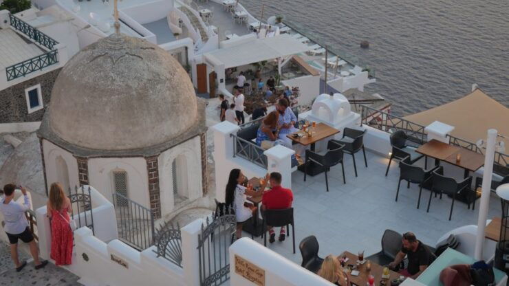 Fira: Walking Tour With Cable Car Ride - Experience Highlights