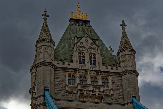 Fire, Romans and Other Stories Along the Thames (Walking Tour) - Walking Tour Itinerary and Highlights