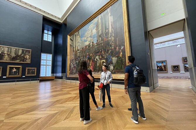 First Entry Louvre Highlights Private Tour - Tour Highlights