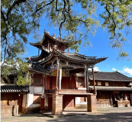 First Impression Yunnan Dali & Lijiang & Shangri-La 5/7-Day Tour - What the vehicle, hotels and price mean in practice