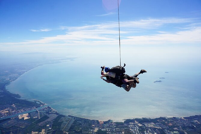 First Jump Tandem Skydive Pattaya Include Pickup Transfer - Common Questions