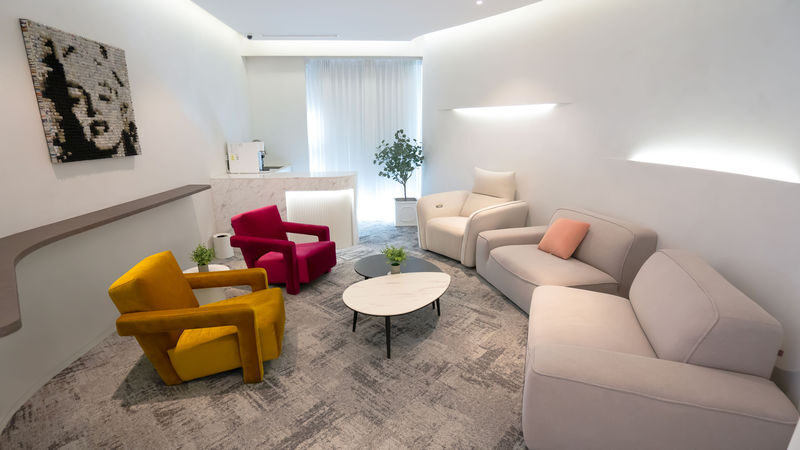 First Korean Skin Treatment in Gangnam(Glow, Acne Care & Lift)-Onlif - Who will get the most from this clinic visit