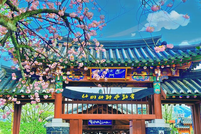 First Timers Must Visit Hot Places in Seoul/Suburbs (3days) - Thrilling Theme Parks and Entertainment