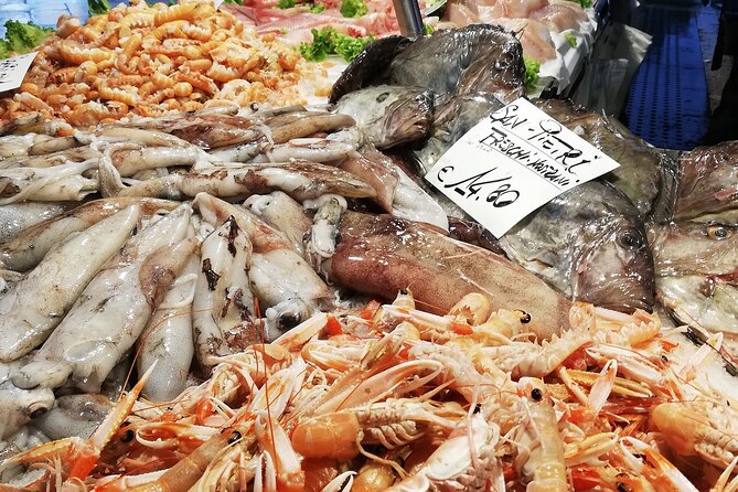 Fish Shopping in Rialto and Home Cooking in Murano - Directions